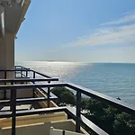 Fronte Mare Con Parcheggio! *