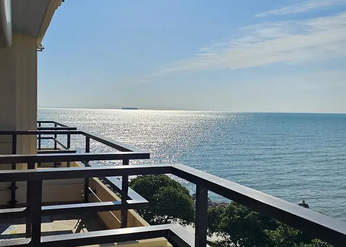 Fronte Mare Con Parcheggio! *