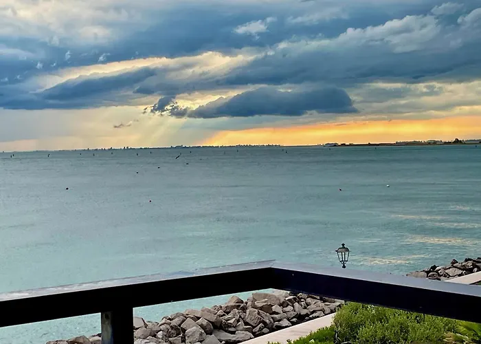 Fronte Mare Con Parcheggio! Διαμέρισμα Γκράντο